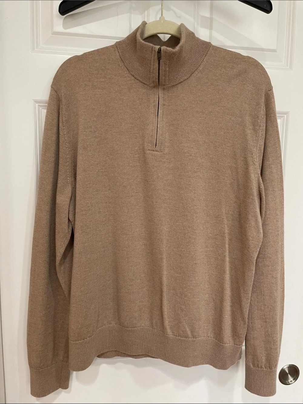 Banana Republic Men’s Merino Wool Sweater Size XL Tan Mock Neck Quarter Zip